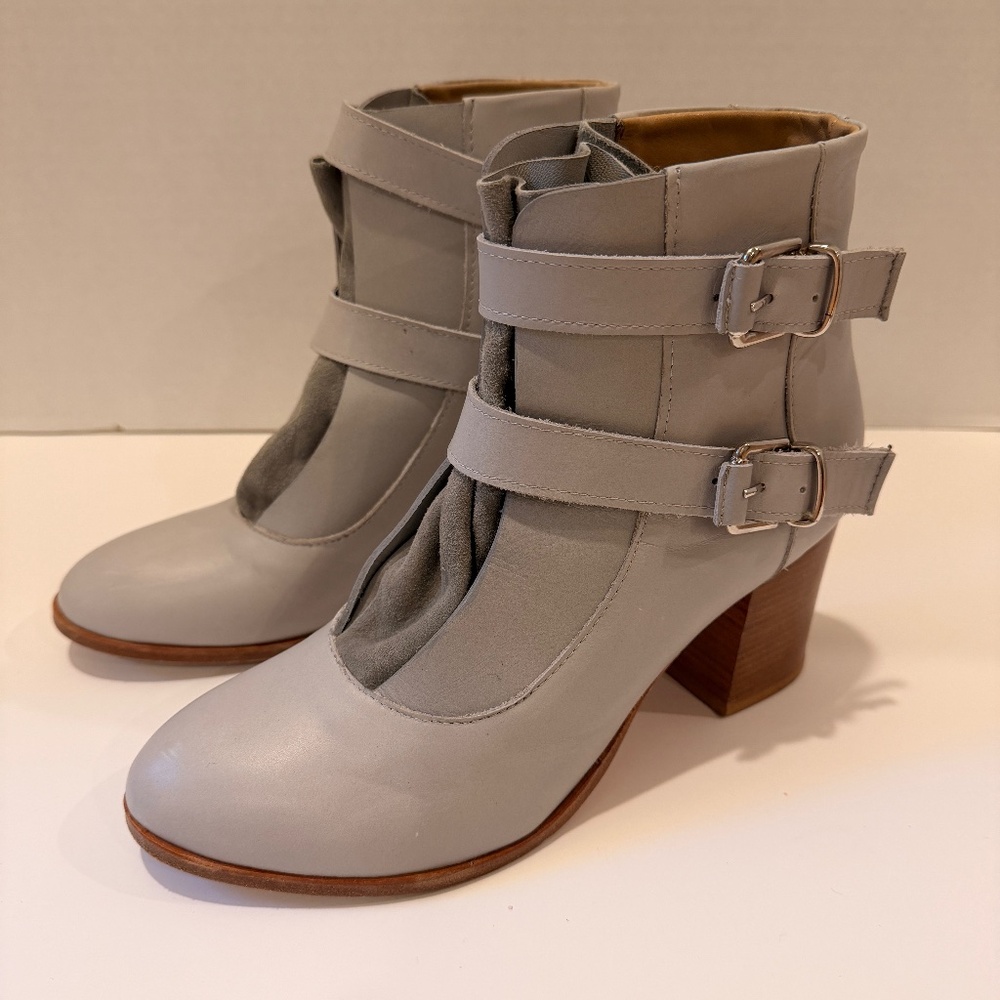 Thakoon Addition booties size 40 (Runs small)